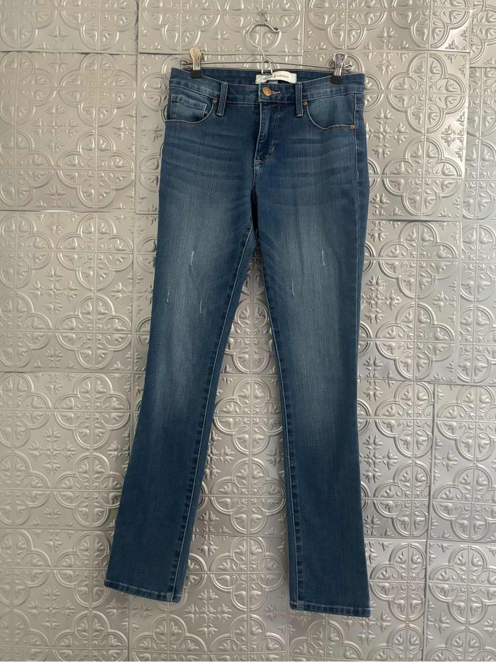 Vintage America Wonderland Slim Straight Leg Denim Womens Jeans Size 2/26 NWOT